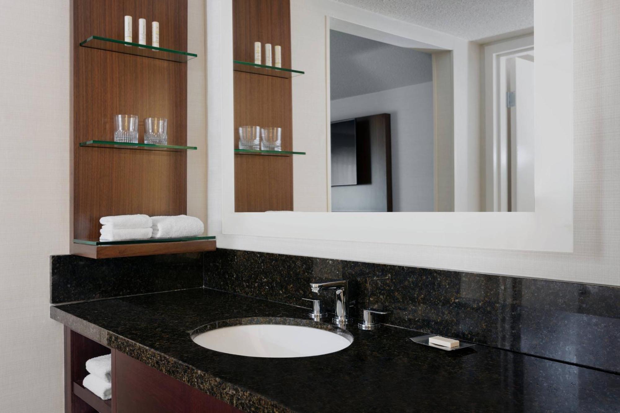 Delta Hotels By Marriott Burlington Luaran gambar